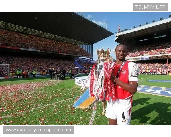 足球百大球星榜单第一位揭秘 谁才是足坛真正的王者